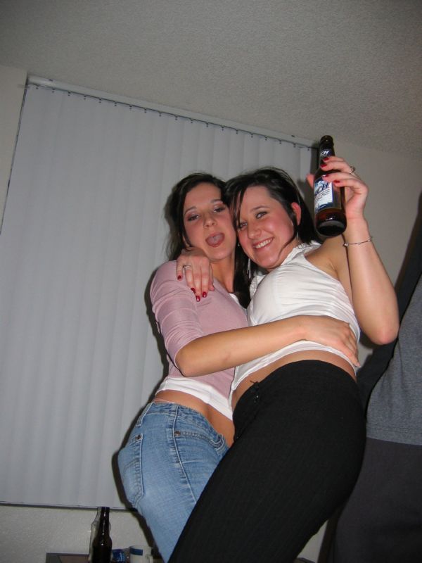 deff cute sisters